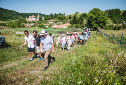 Familienreise Rumänien - Rumänien mit Kindern - Kräuterwanderung