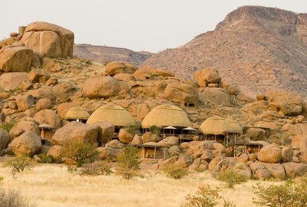 Individuelle Namibia Familienreise Deluxe - Camp Kipwe - Umgebung