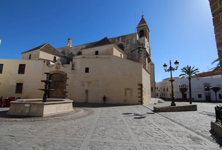 Andalusien for family - Familienreise Andalusien - Rota Platz