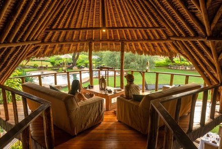 Kenia for family individuell deluxe -Twai Lodge - Main Lodge mit Ausblick